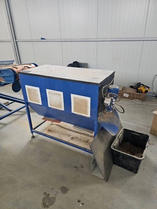 Vand linie peleti completa