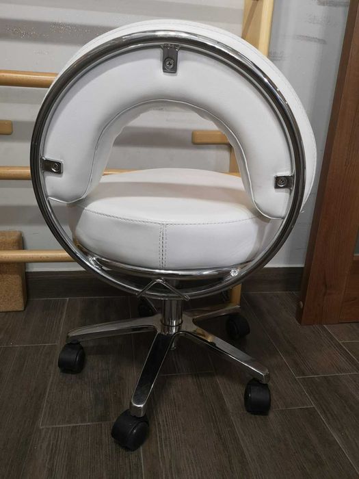 Професионален козметичен стол за педикюр