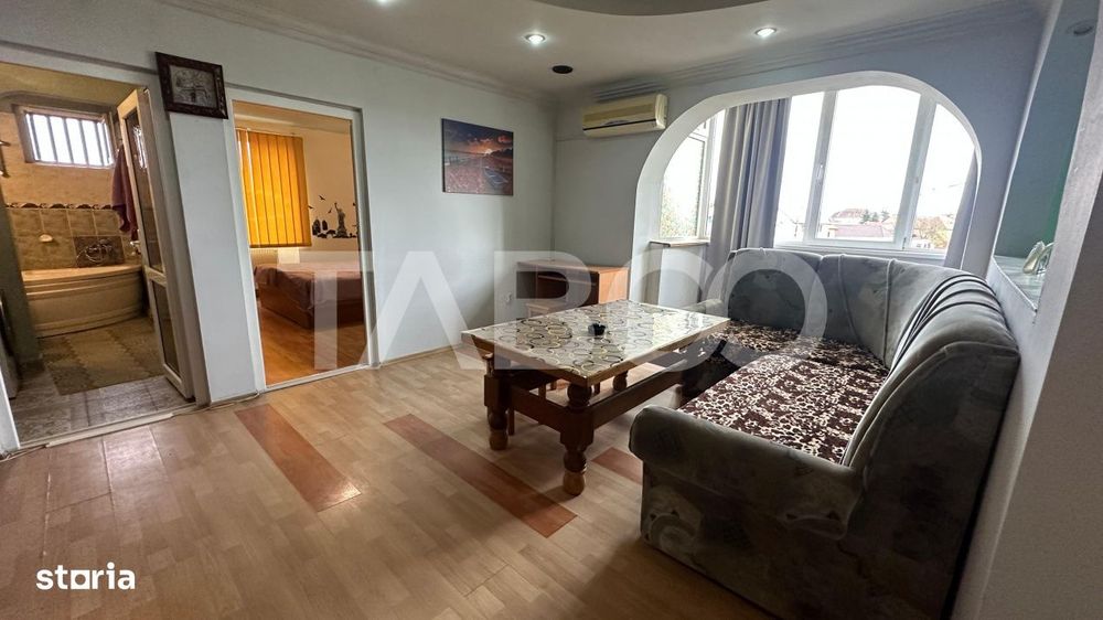 Apartament 3 camere etaj intermediar 2 balcoane zona Terezian Sibiu — fotografia 3