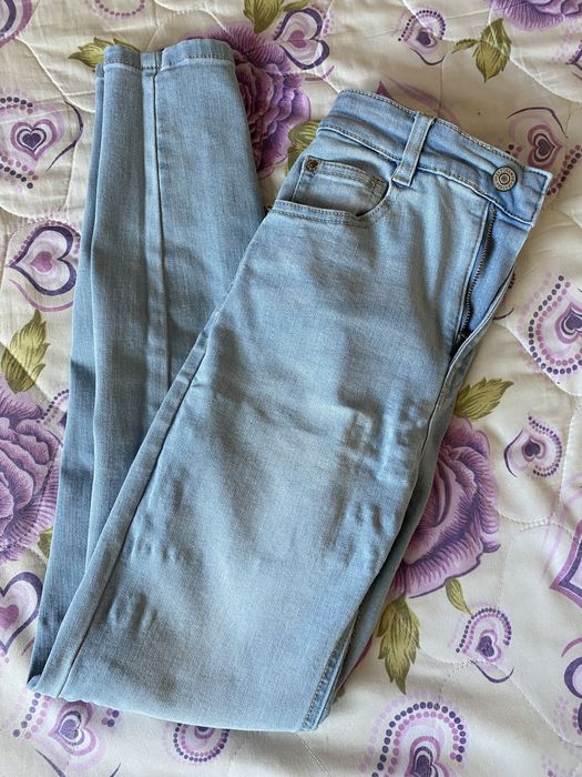 Дънки с висока талия