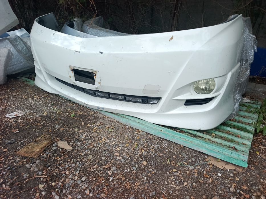 Тойота Альфард передний бампер