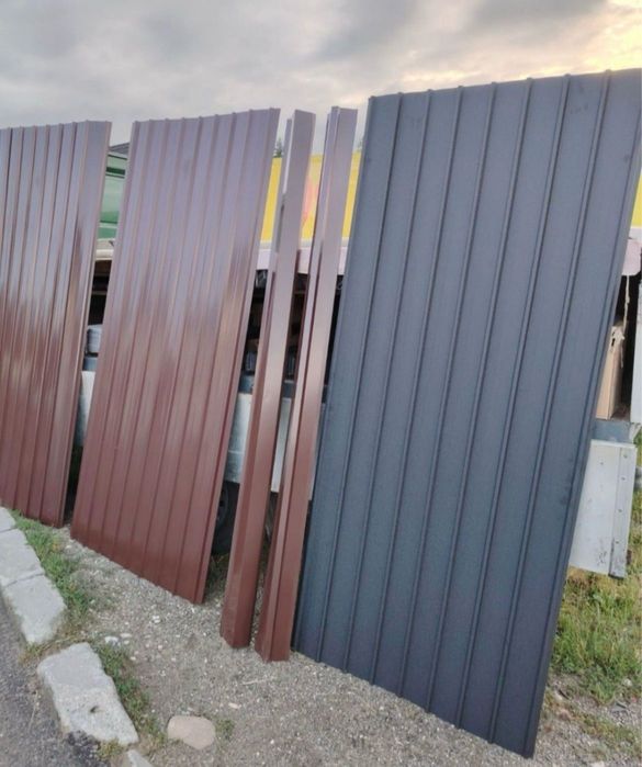 tabla cutata zincata si vopsita