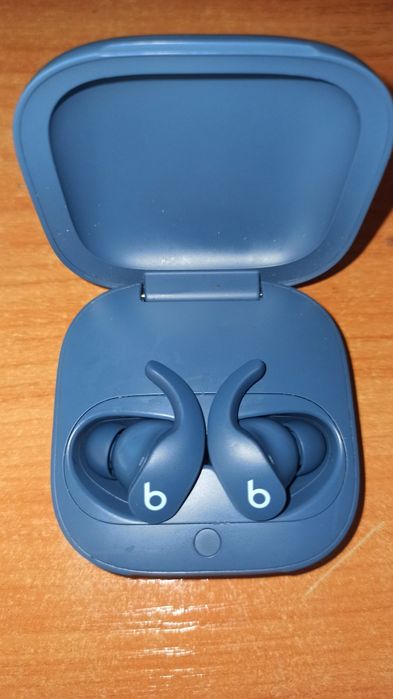 Продам наушники Beats Fit Pro Apple оригинал