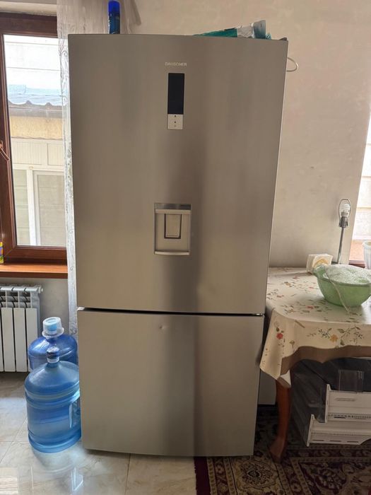 Продам холодильник