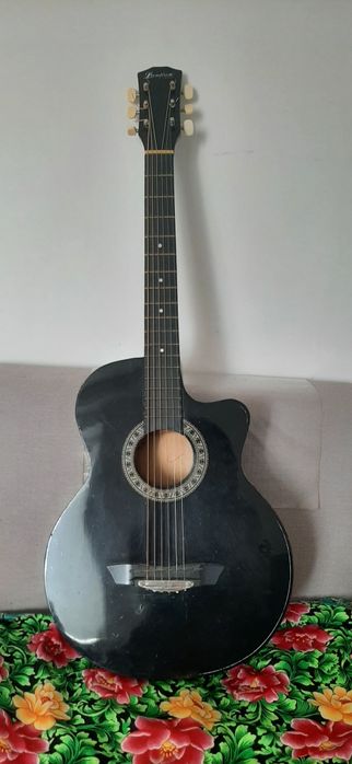 Гитара 3/4 в хорошем состоянии