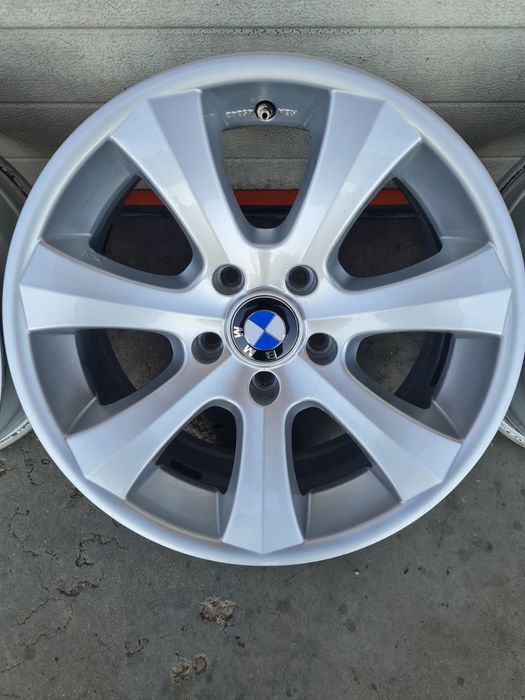 Джанти DEZENT за BMW E39 E60 R17 5x120 ET18 8J