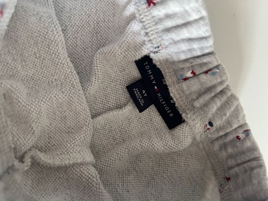 Лот дрехи за момиче Tommy Hilfiger, Puma, H&M, Христо Стоичков