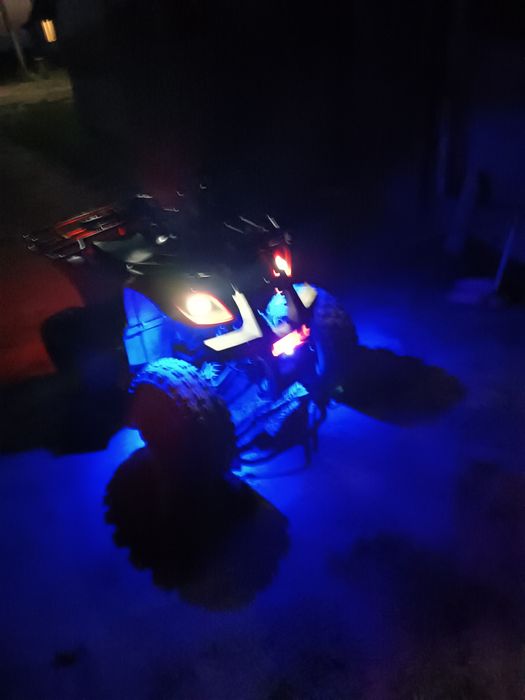 Квадроцикл в отличном состояний