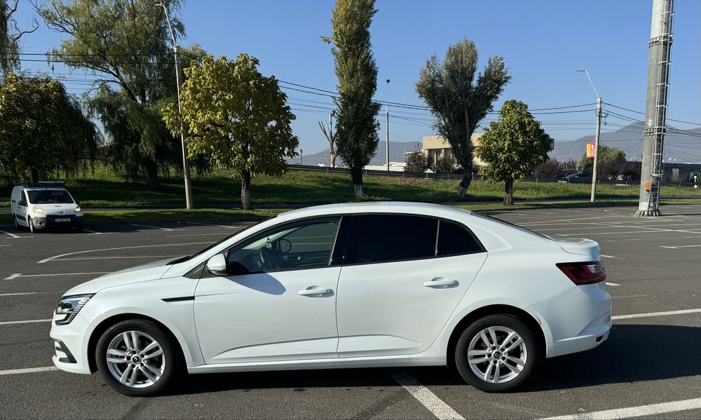 Vând Renault Megane