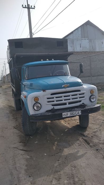 Zil 130 sotiladi