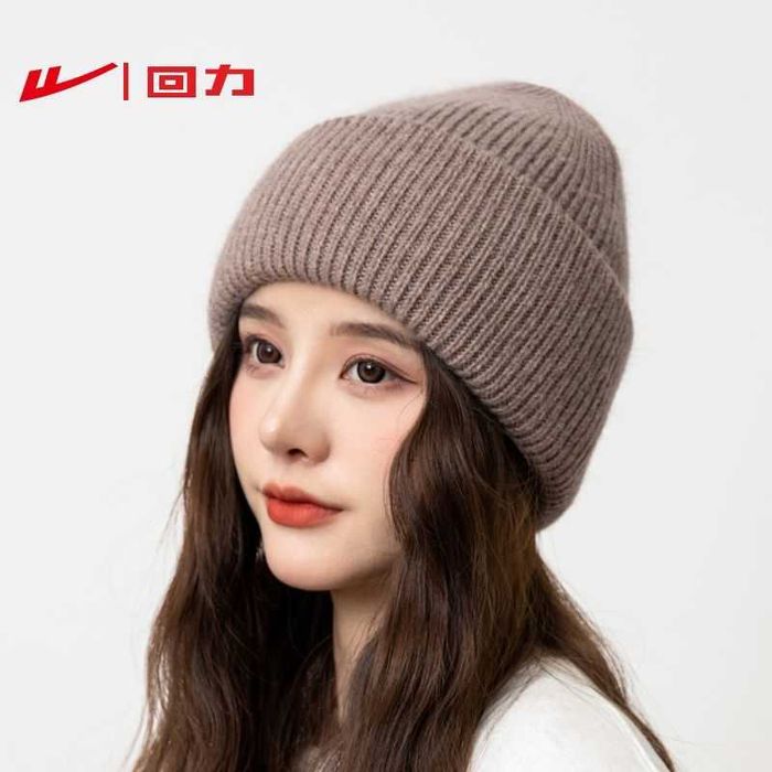 Продам зимнюю женскую шапку