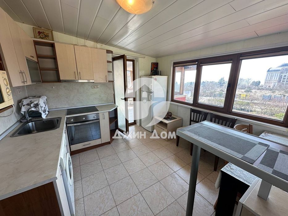 Продава се Двустаен апартамент в Свети Влас - 120 кв.м за 595 €/кв.м - Снимка #3
