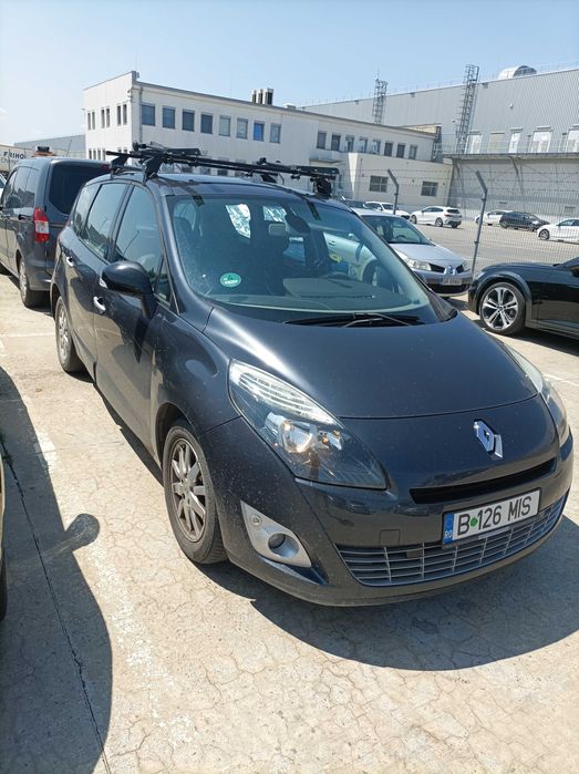 Vând porbaj plafon dedicat Renault Grande scenic 3 aproape nou cu antifurt integrat preț fix 300lei ridicare de la domiciliu nu se mai afla pe masina