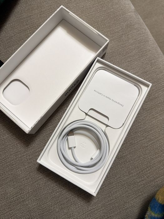 Айфон 15 ! 128 КБ