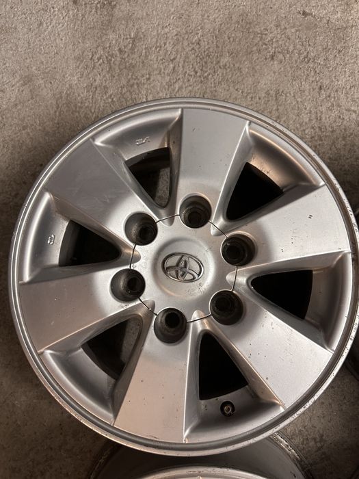 Оригинални алуминиеви джанти Toyota 15” – комплект 4 бр.
