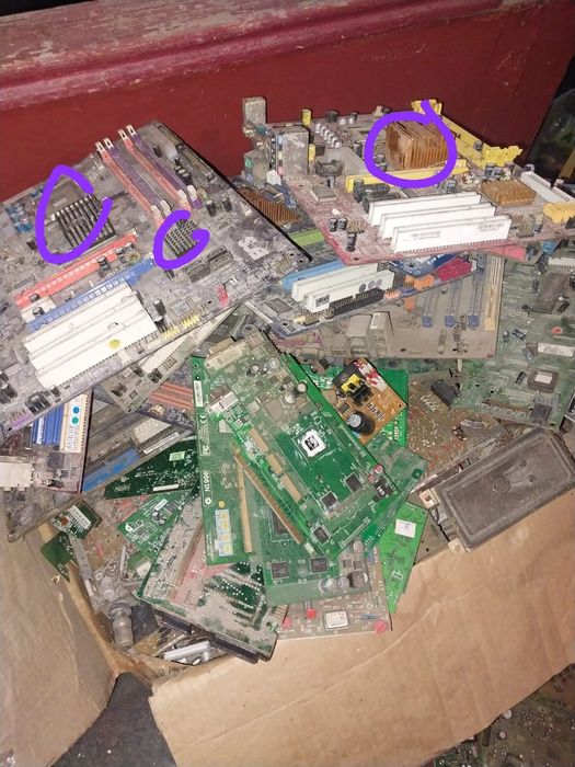 Продам материнский платы