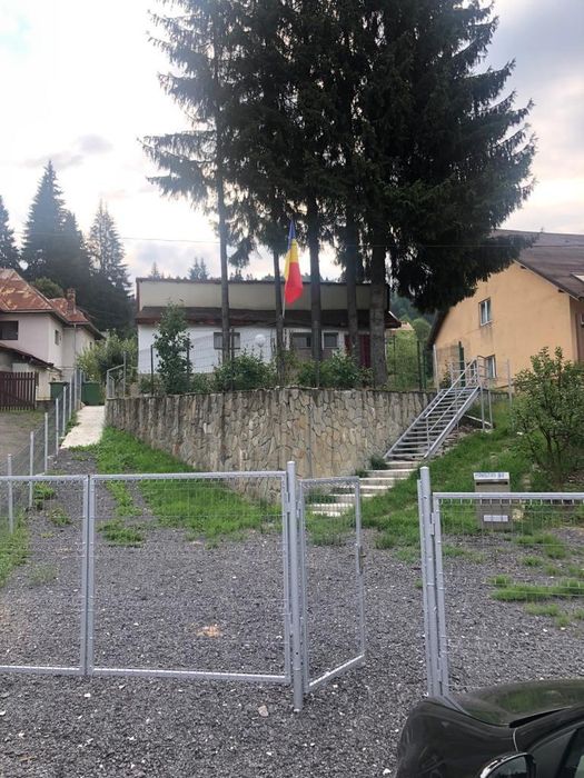 Casa plus teren strada  Manastirii