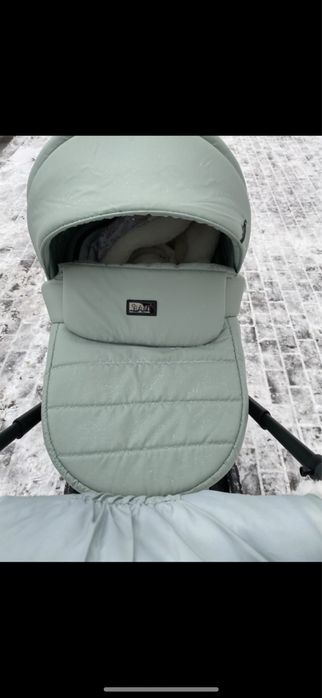 Продам коляску 2 в 1