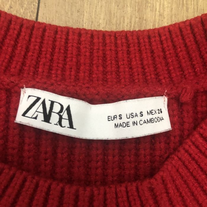 Zara червен пуловер