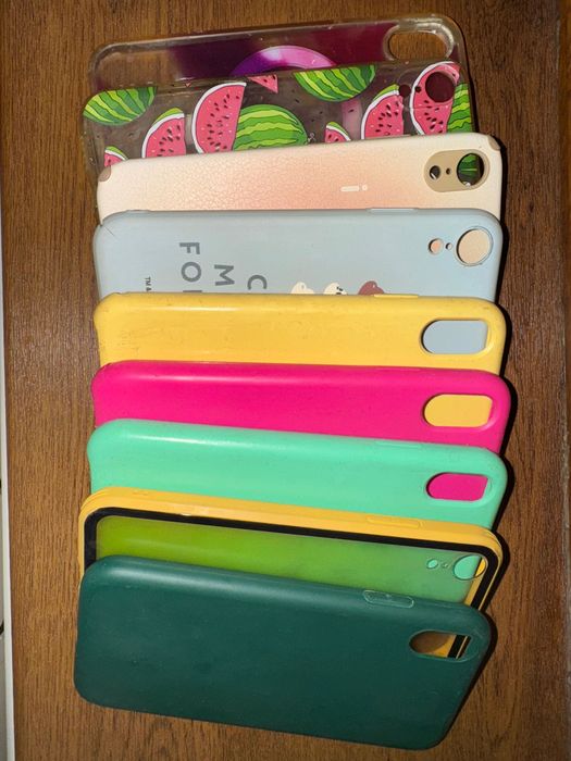 Чехлы на IPhone XR