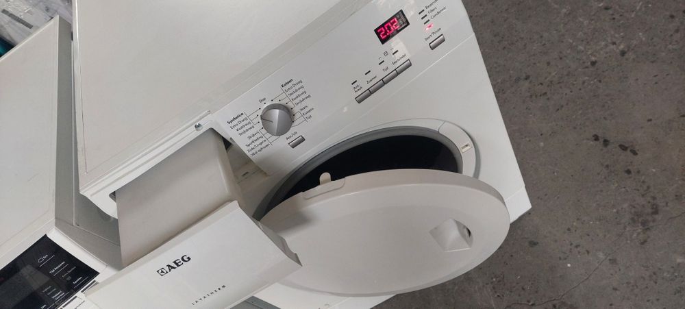 Сушилня Термопомпа AEG 7кг. А+