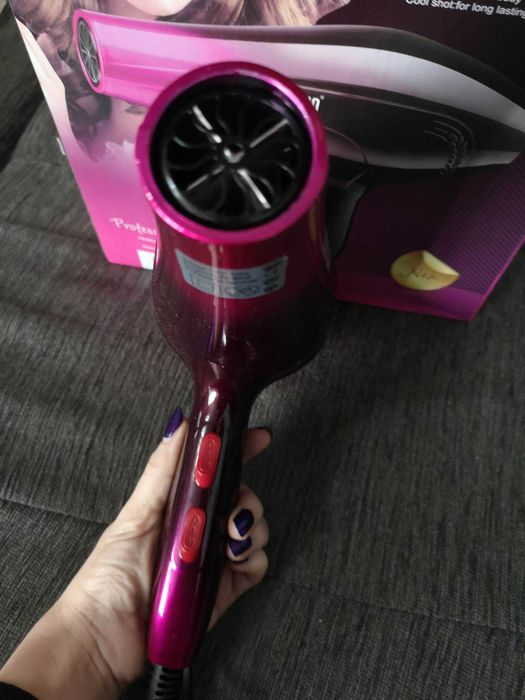 Сешоар с дифузер RBR0WN BR-1801