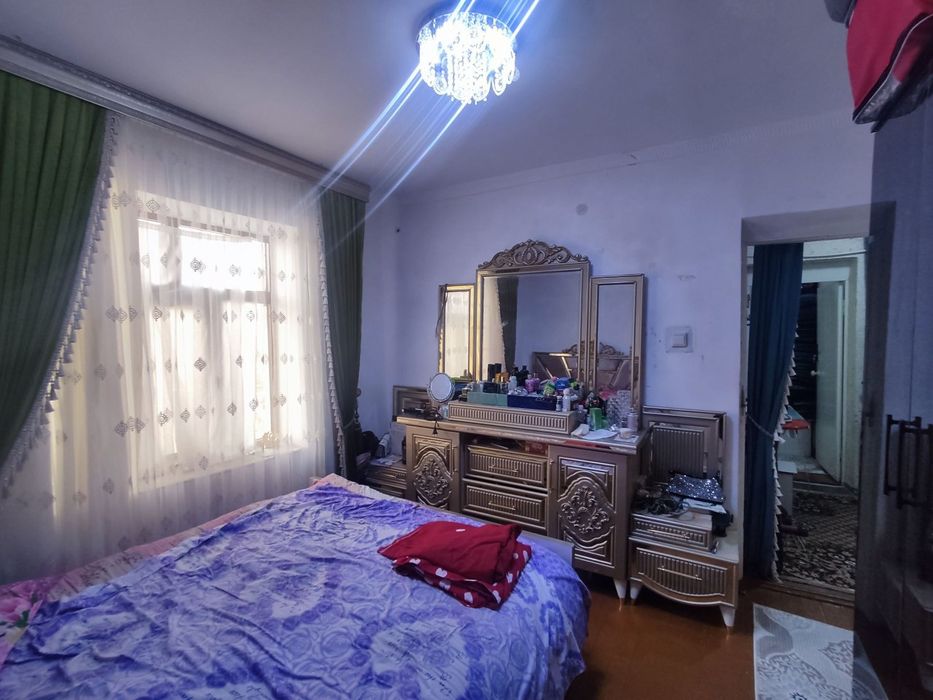 3 xonalik kvartira sotiladi