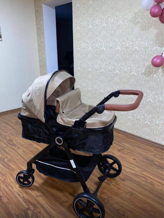 Продам коляску 2 в 1