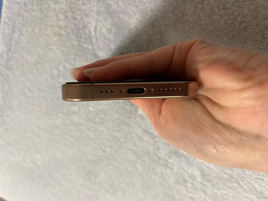 Iphone 16 pro 128 gb ca nou