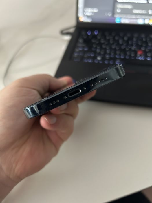 Продам Iphone 12 pro 128 gb в отличном состоянии