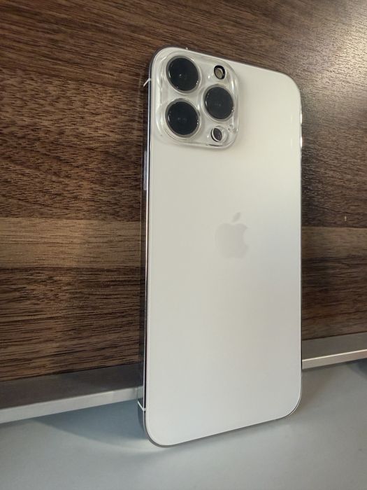 iPhone 13 Pro Max 512GB Бял | Перфектен + Аксесоари