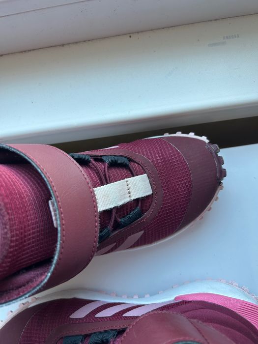 Детски зимни обувки adidas traxion 32 номер