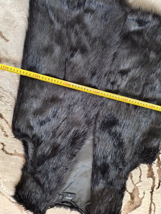 Vesta blăniță artificială