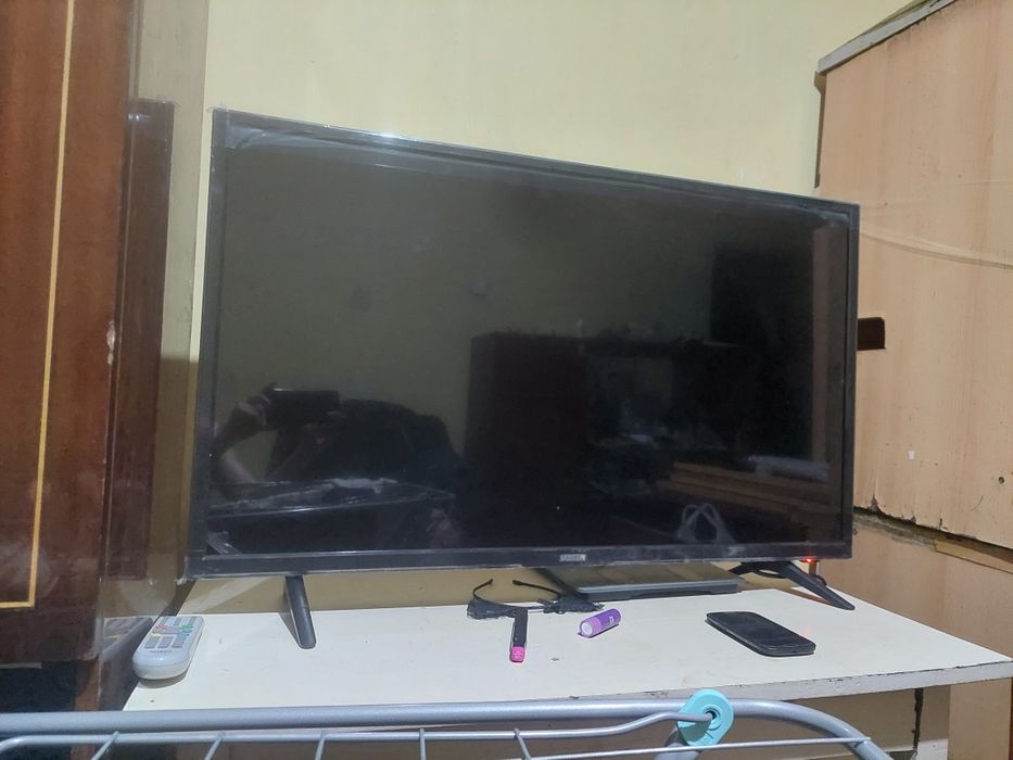 Продам телевизор