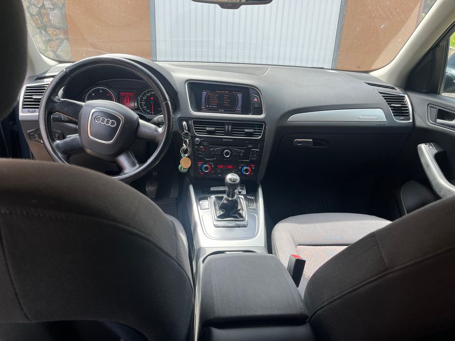 VÂND AUDI Q5 Quattro