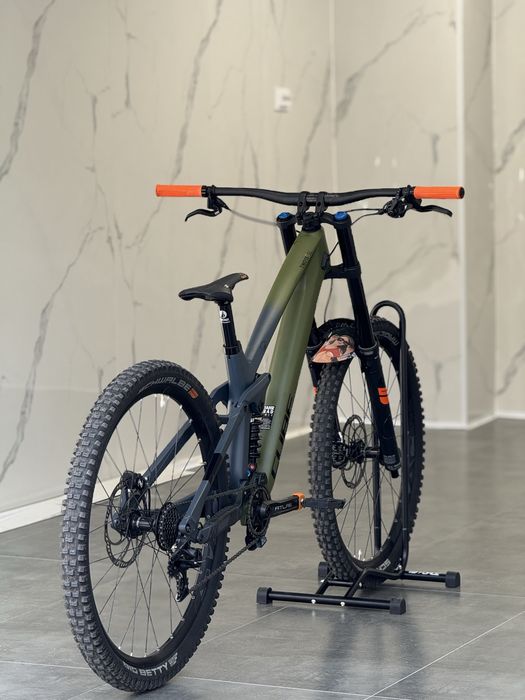 НОВ Велосипед за спускане Cube Two 15 HPC Carbon 29