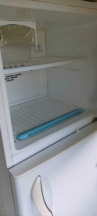 Продам холодильник LG