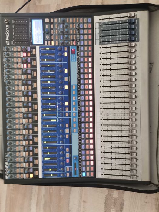 Mixer profesional digital Presonus Studio 24.4.2 Made in USA.