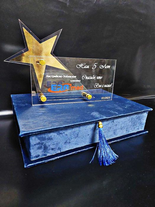 статуэтка кубок награда сувенир приз кристалл на заказ