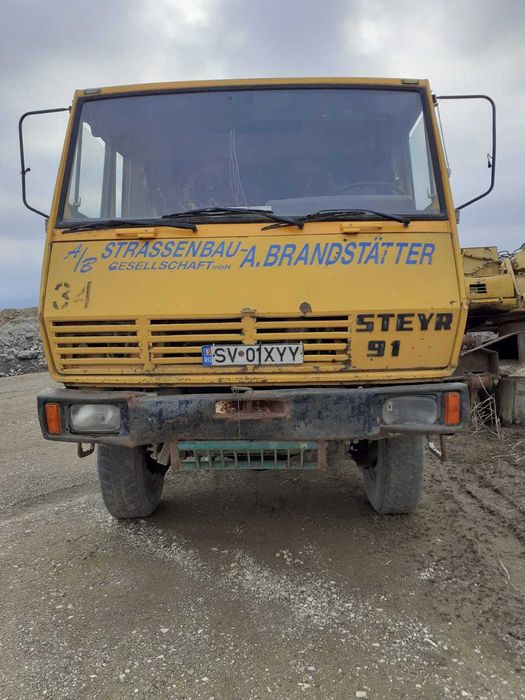STEYR 6 x 6  basculabila