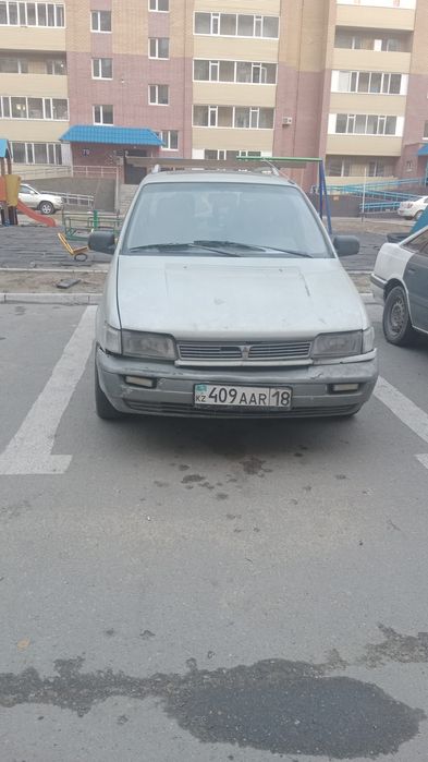 Продам Митсубиси Спейс вагон