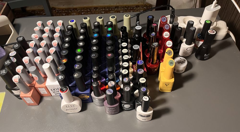 ГЕЛЬ ЛАКИ,Гели и базы