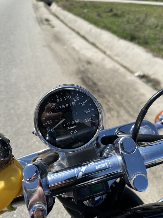 Suzuki intruder VS 600  (nu honda , harley , kawasaki ,yamaha ) schimb cu auto