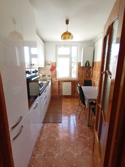 Apartament spre închiriere