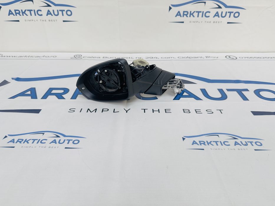 Corp oglinda stanga VW Golf 8 dupa 2020