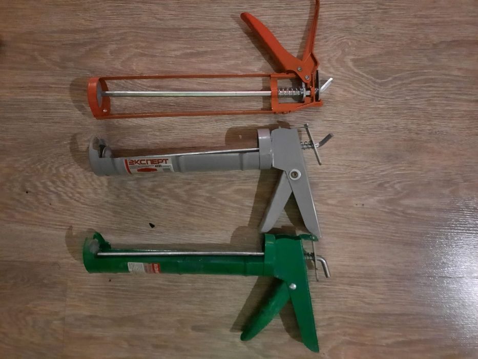 Пистолет для силикона и пены