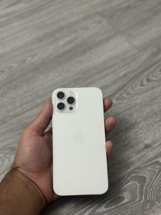 Продам iphone 12pro max в идеальном состояний