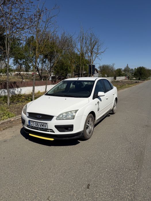 vand sau schimb cu triciclu ford  focus