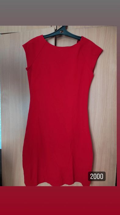 Продам платья, не дорого от 2000 до 5000