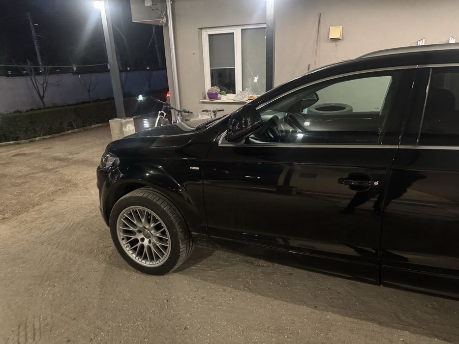 Audi q7  Топ състояние